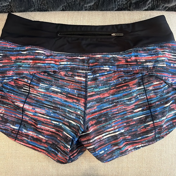 Lululemon Speed Up Running Track Shorts - Picture 4 of 6